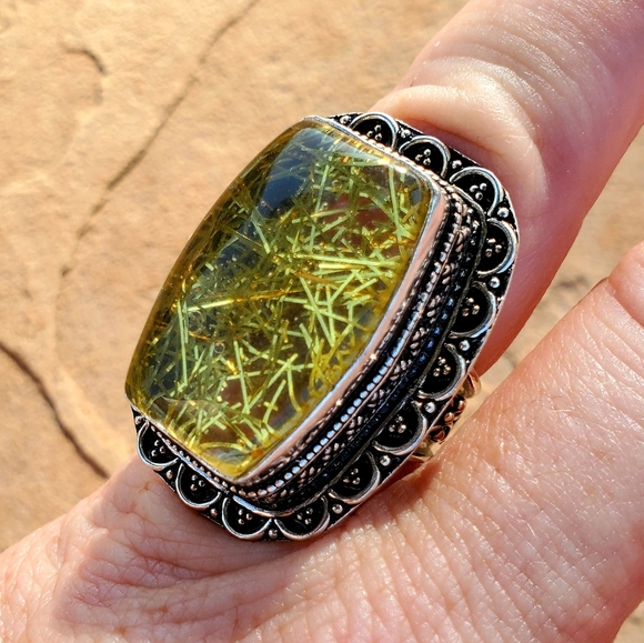 New Huge Gold Rutilated Quartz 925 Silver Ring. - Picture 10 of 12